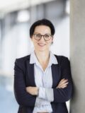 Dr. Yvonne Schalek